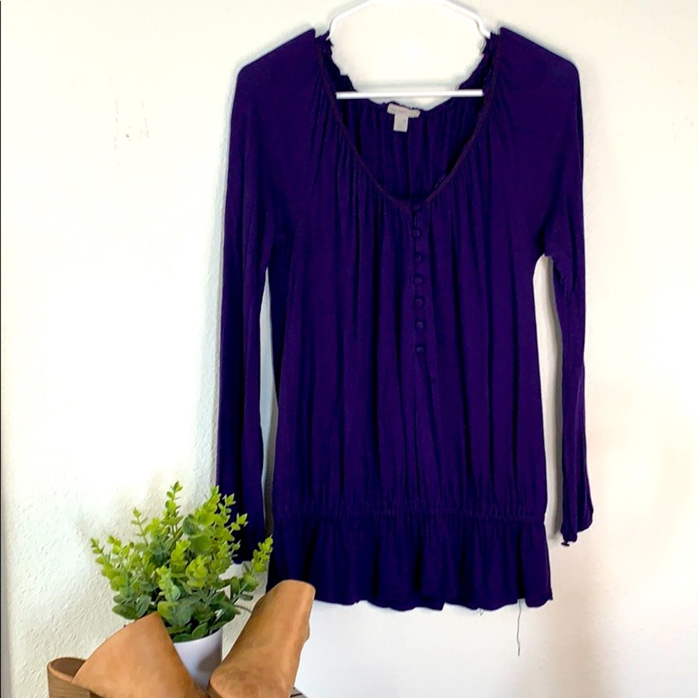 🌼Old Navy Button Up Scoop Neck Blouse🌼